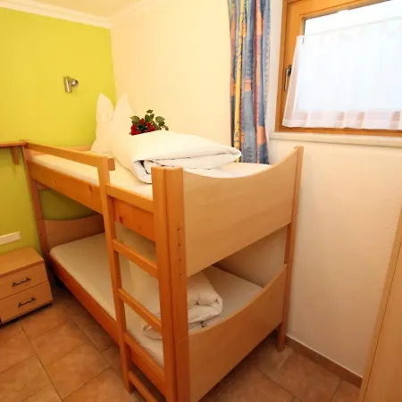 Sonne Im Johanna - Mayrhofen-hippach- In Der Nähe Von Der Skipiste