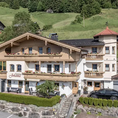 Sonne Im Johanna - Mayrhofen-hippach- In Der Nähe Von Der Skipiste *