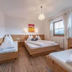 Sonne Im Johanna - Mayrhofen-hippach- In Der Naehe Von Der Skipiste Appartement Hippach