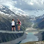 Sonne Im Johanna - Mayrhofen-hippach- In Der Naehe Von Der Skipiste * Hippach