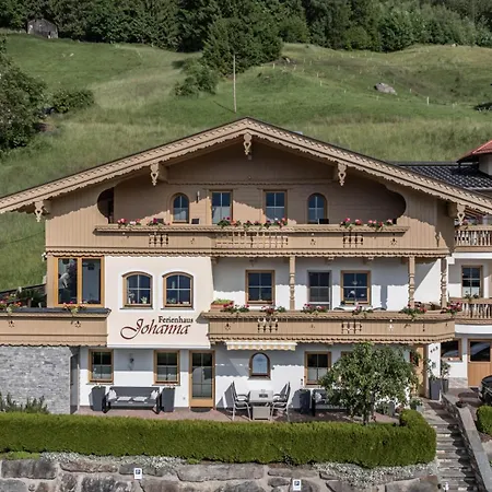 Sonne Im Johanna - Mayrhofen-hippach- In Der Naehe Von Der Skipiste * Hippach